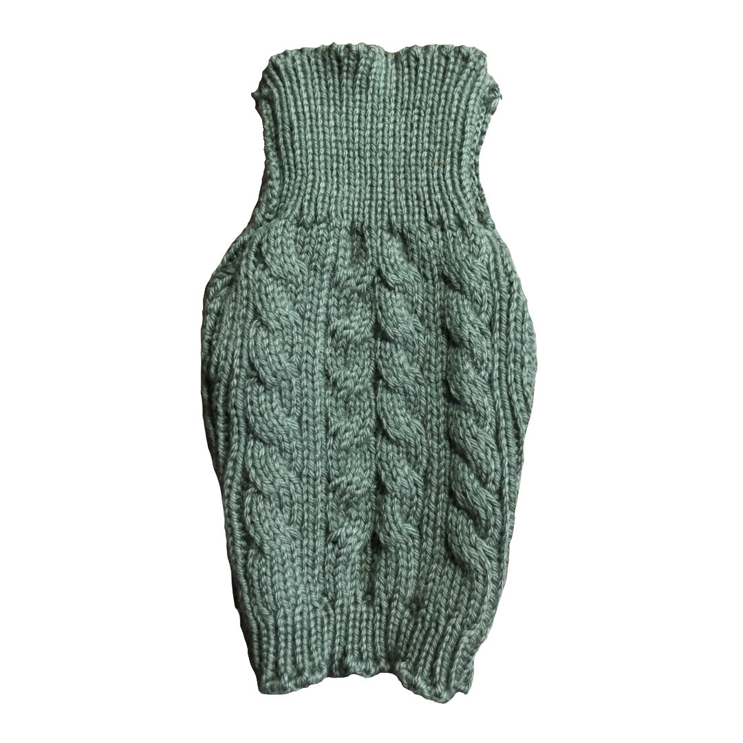 EcoPaws Luxe: Hand-Knit 100% Wool Sweater for Stylish Canine Comfort